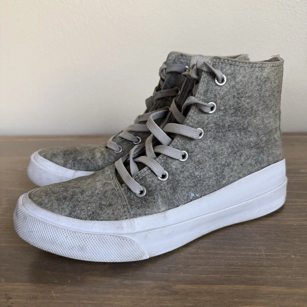 Converse Unisex Mens 5/Womens 7 Grey Chuck Taylor All Star Lunarlon Sole Sneaker